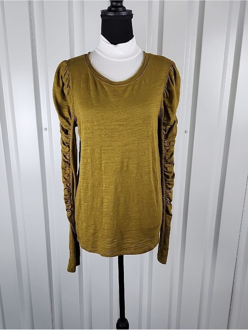 We The Free Womens Natasha Olive Green Long-Sleeve Ruched Sleeve Top Medium